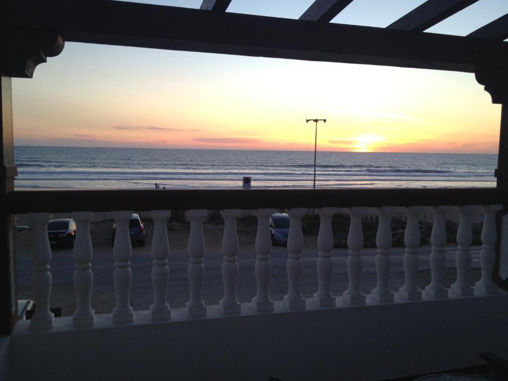 Hostal El Alferez Vejer de la Frontera Bagian luar foto