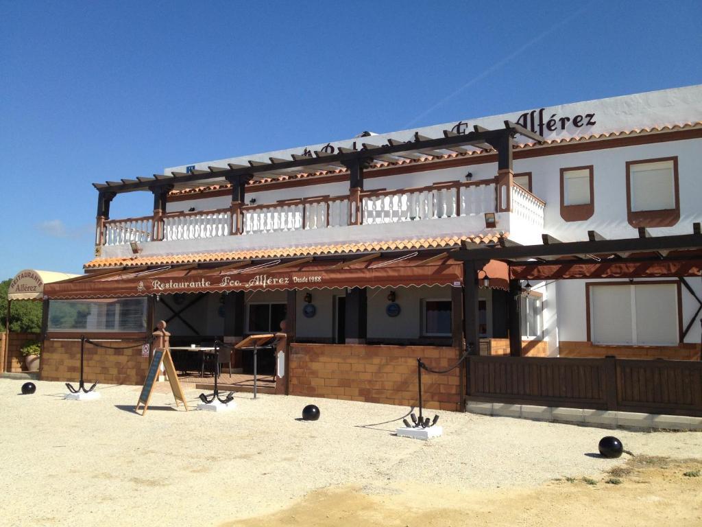 Hostal El Alferez Vejer de la Frontera Bagian luar foto
